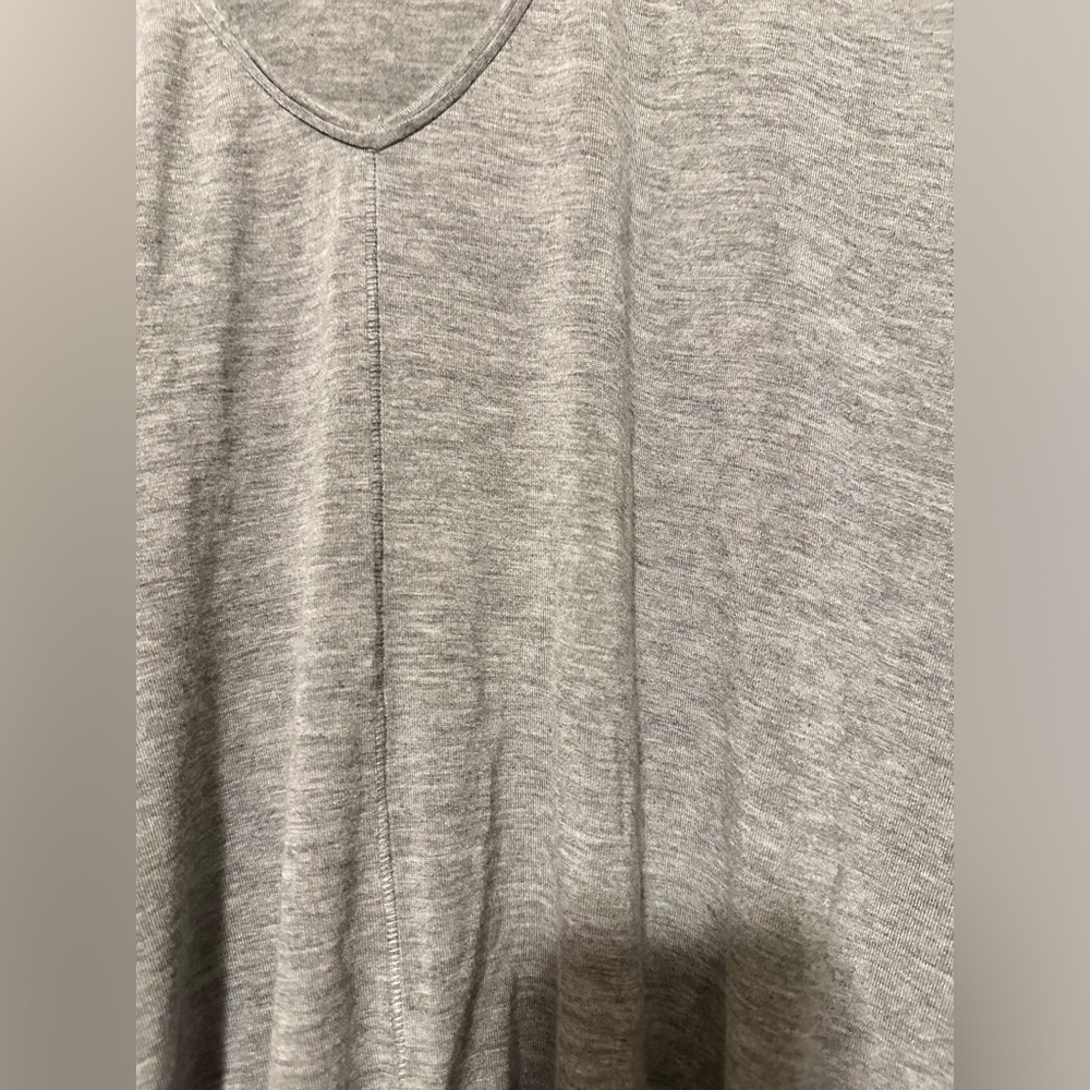 Free People intimately gray vneck tee shirt bodysuit capped sleeve size S - Picture 6 of 8